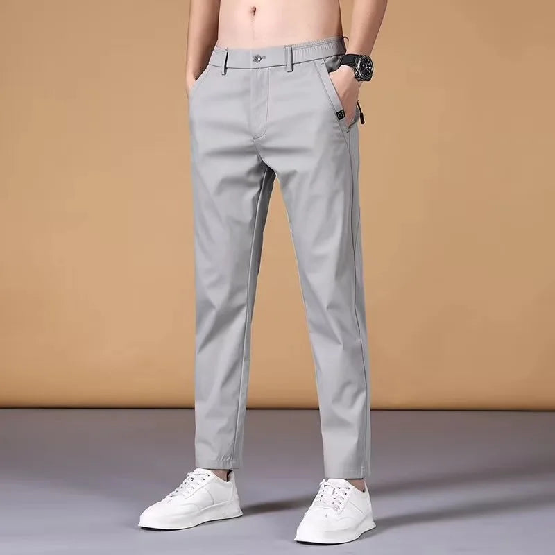Men's casual athletic jogger pants.