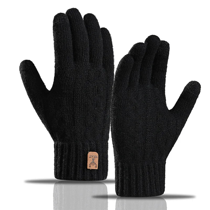 Thermal gloves made of alpaca wool.