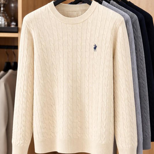 Sweater with luxurious embroidery.