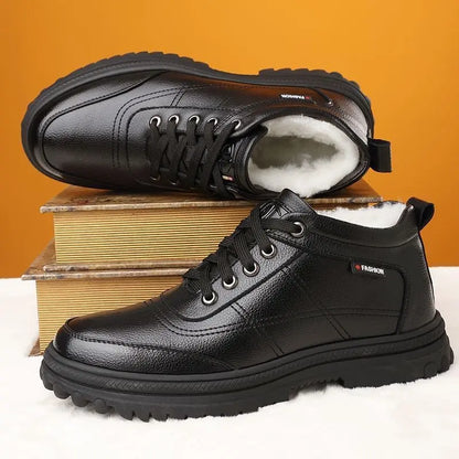 Leather boot with cotton lining.