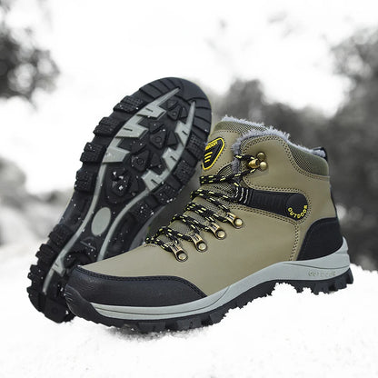 Waterproof casual boots with laces.