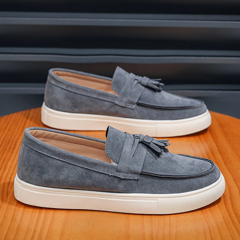 Men's suede moccasins, classic style.