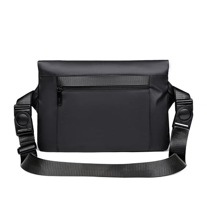 Retro crossbody bag.