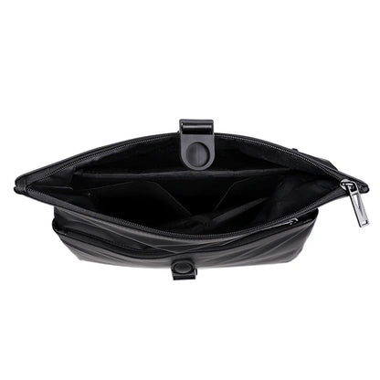 Retro crossbody bag.