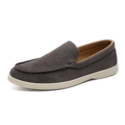Suede moccasins, non-slip and comfortable.