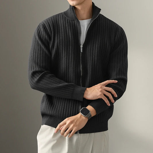 Knitted cardigan with zipper.