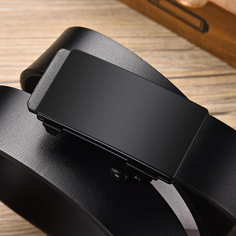 Leather belt with automatic buckle.