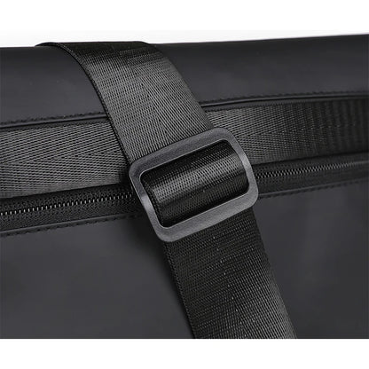 Retro crossbody bag.