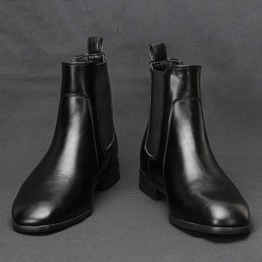 Men's leather Chelsea boot.