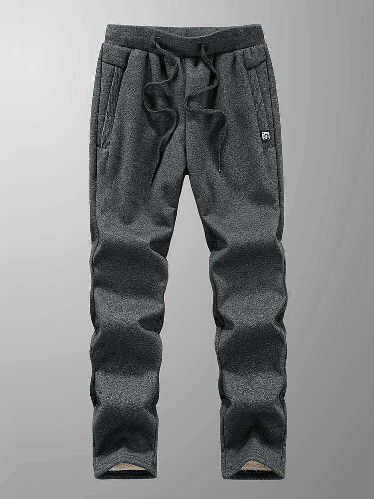 Casual cotton sweatpants.