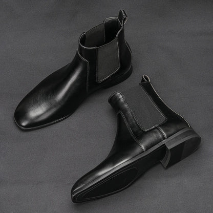 Men's leather Chelsea boot.